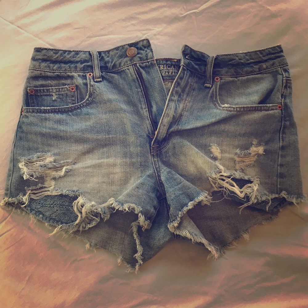 High wasted shorts
